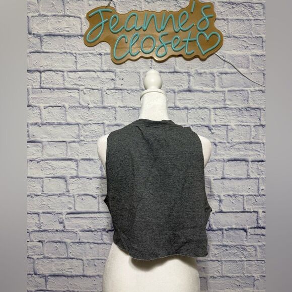 Nike cropped raw cut off top - Picture 4 of 10